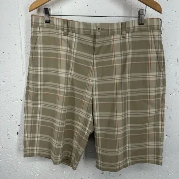 Lot of 4 Nike Men’s size 36 Plaid Tan White Gray Green Shorts - Picture 2 of 16